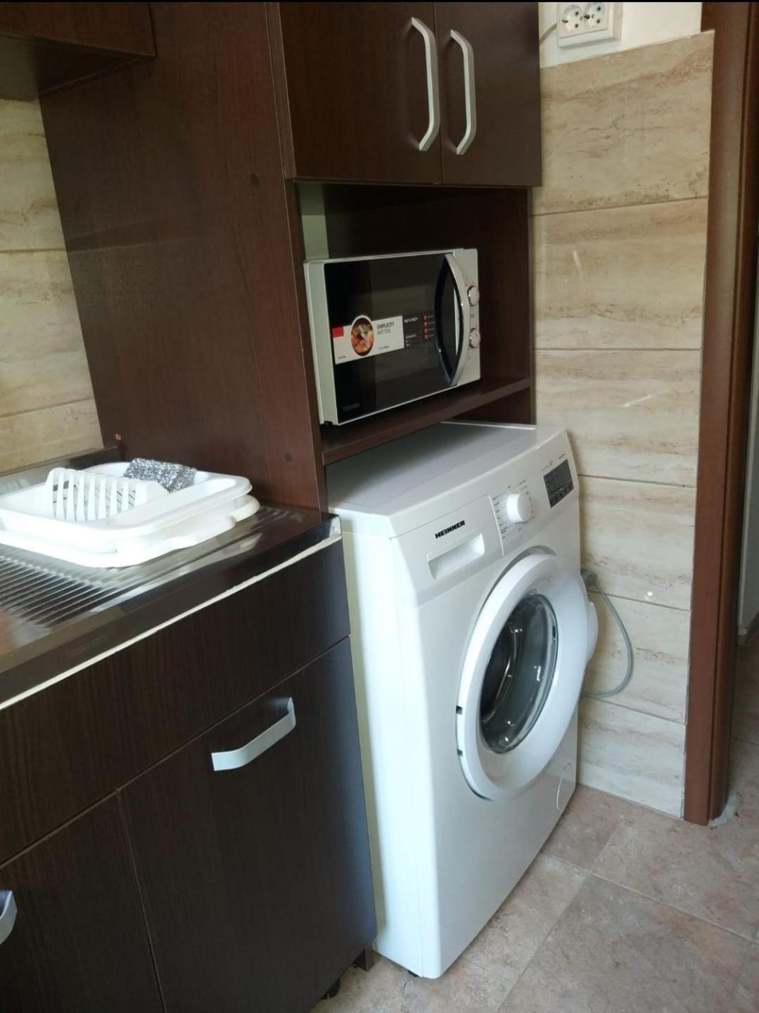 Ultracentral Free Private Parking Ploieşti Exterior foto